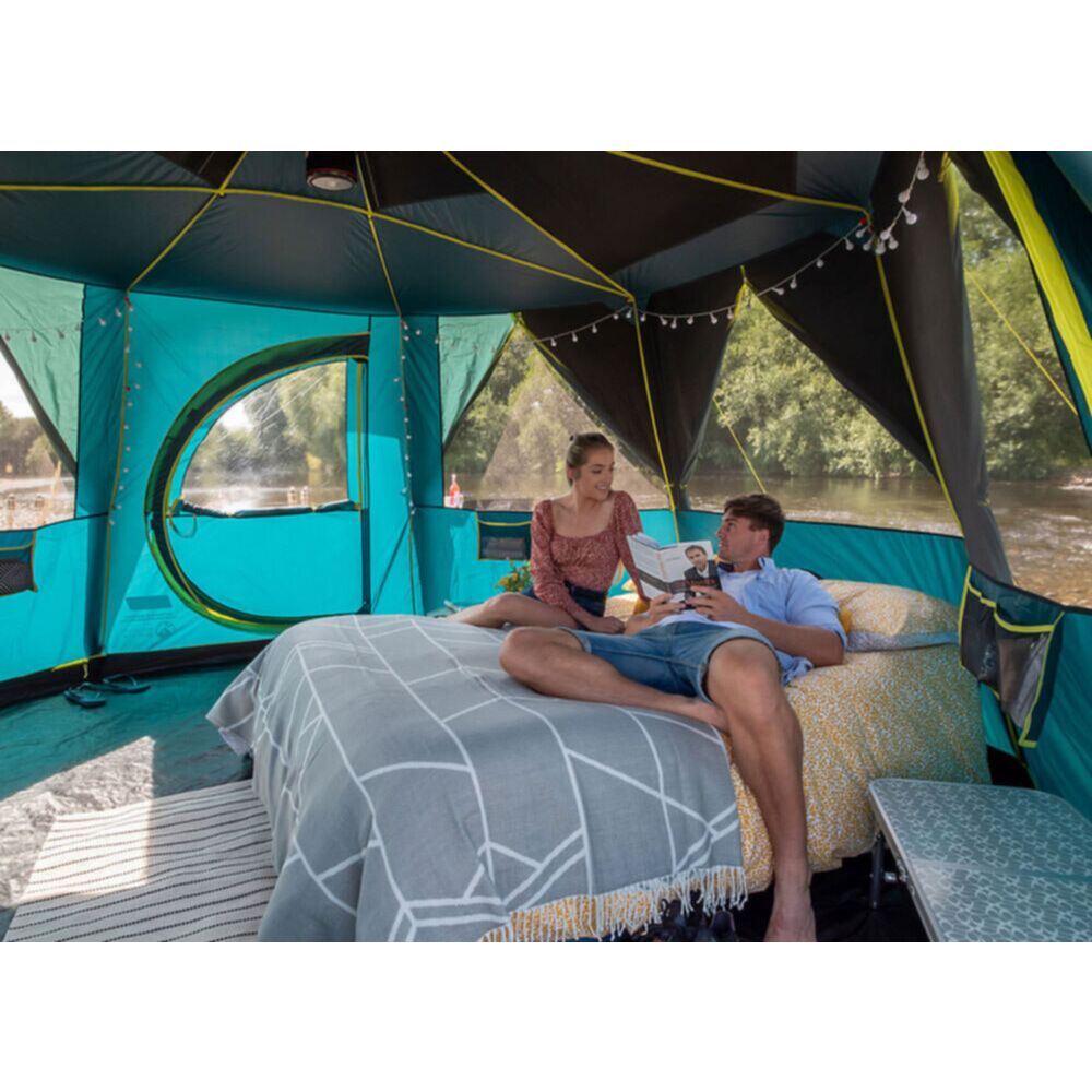  Coleman Octagon BlackOut Tent