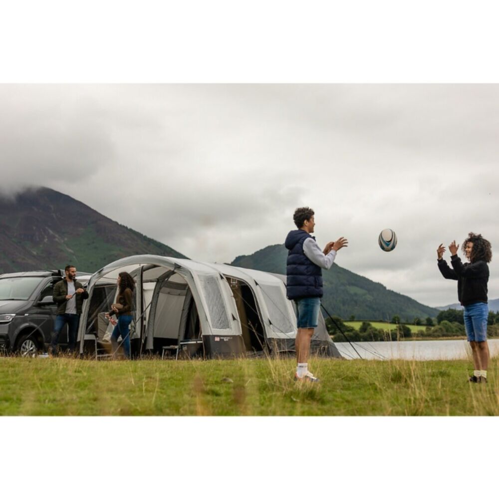  Coleman Journeymaster Deluxe Air L Blackout Awning