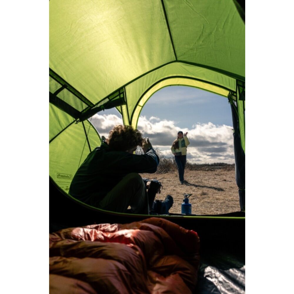  Coleman Darwin 2 Blackout Tent